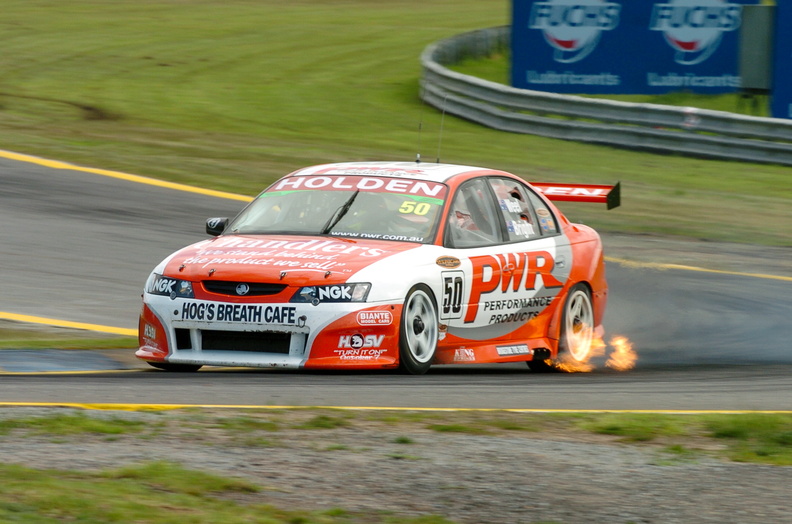 20040910-V8CSR9-0084