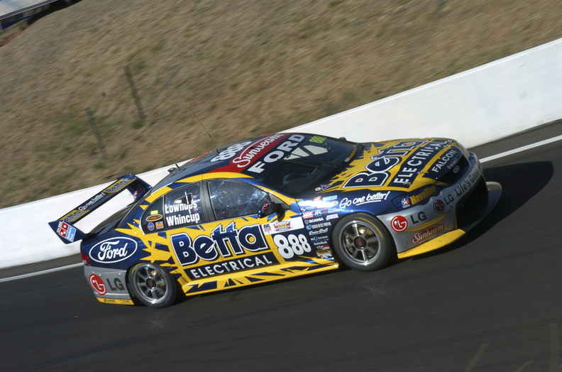 20061008-V8CSR9-3393